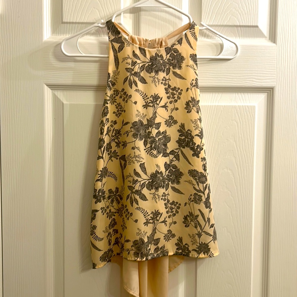 Light pink floral- thin material halter top